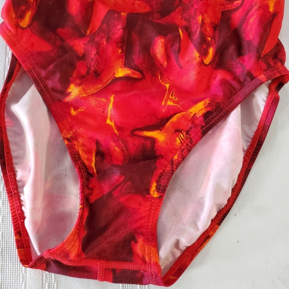 VTG Speedo Black Red Shark Peekaboo Back 1 Piece Hi- Cut Swimsuit Size 34(S)Jr. - Picture 4 of 10